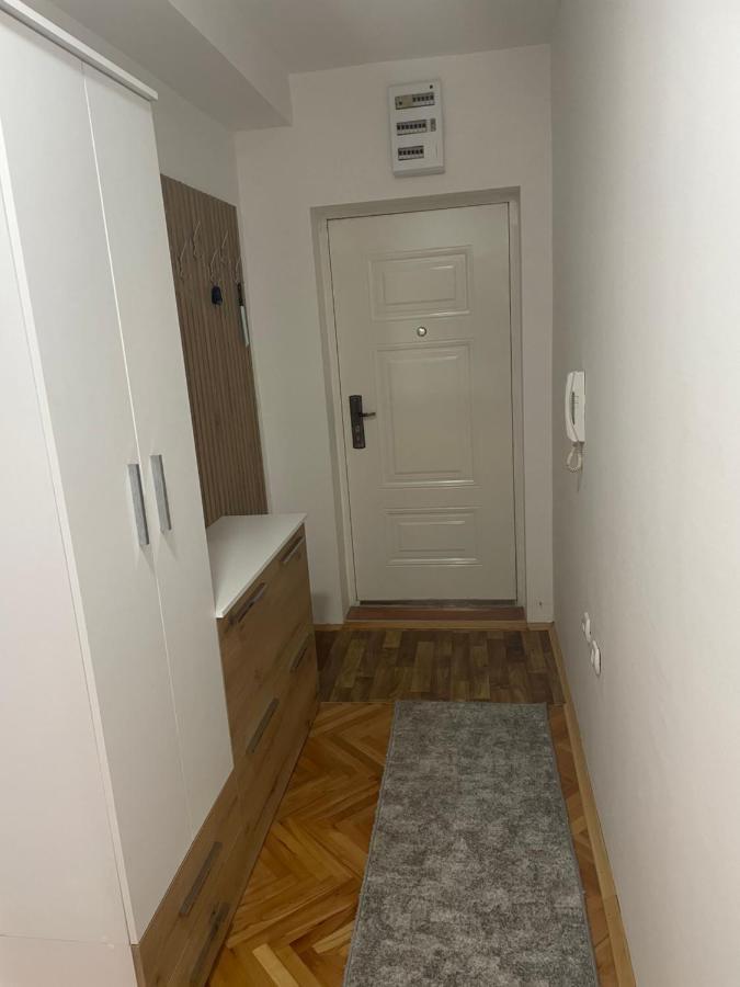 Modern Reality Apartamento Kumanovo Exterior foto